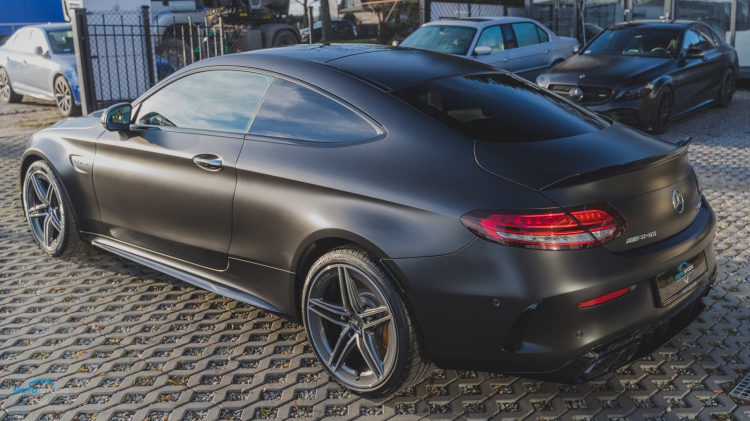 Mercedes-Benz C63s AMG Coupe